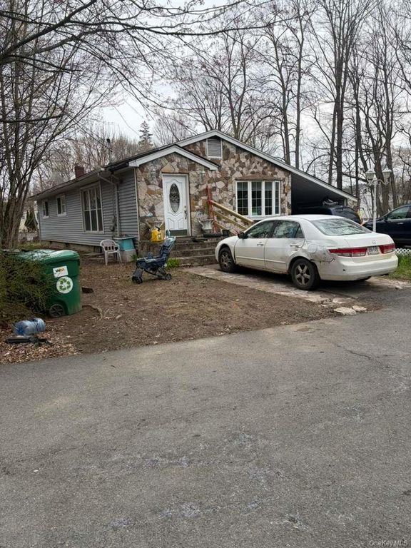 2 Penny Place, Ellenville, NY 12428