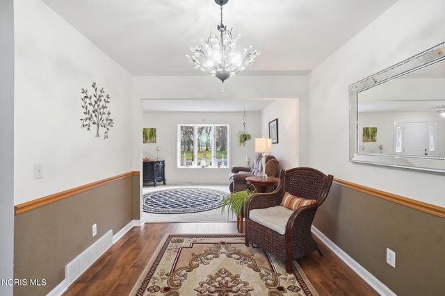 2276 Heatherwood Drive, Toledo, OH 43614