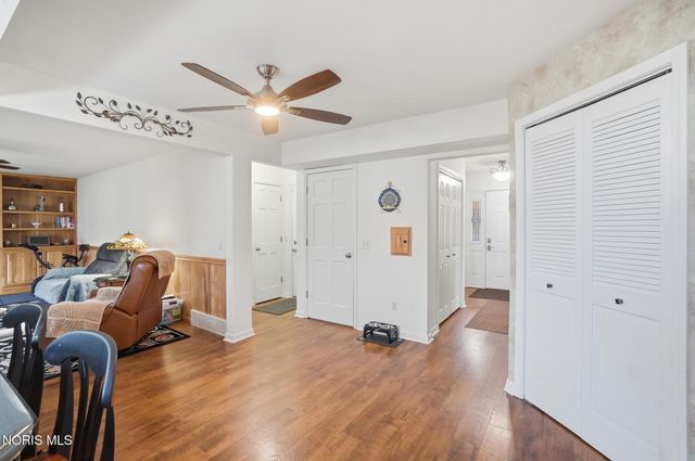 2276 Heatherwood Drive, Toledo, OH 43614