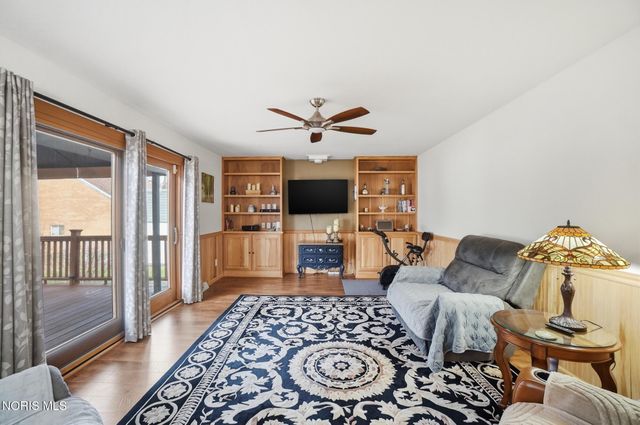 2276 Heatherwood Drive, Toledo, OH 43614