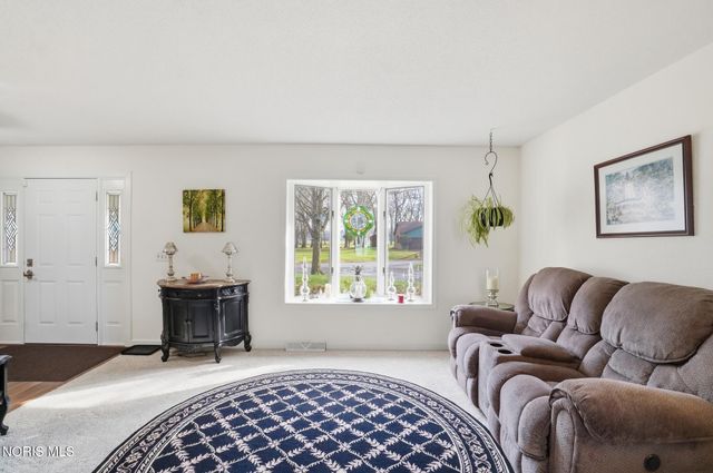 2276 Heatherwood Drive, Toledo, OH 43614