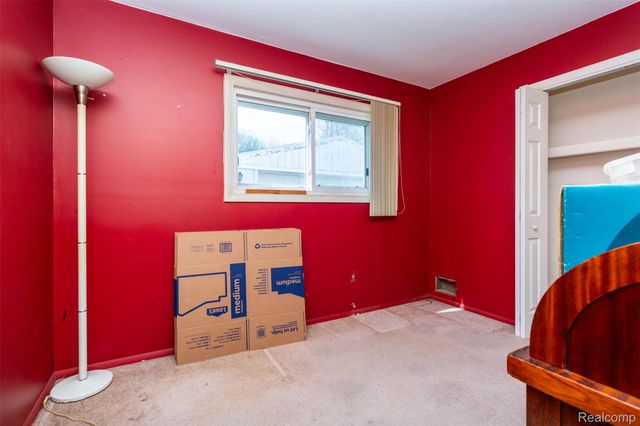 27050 Debra Court, Taylor, MI 48180