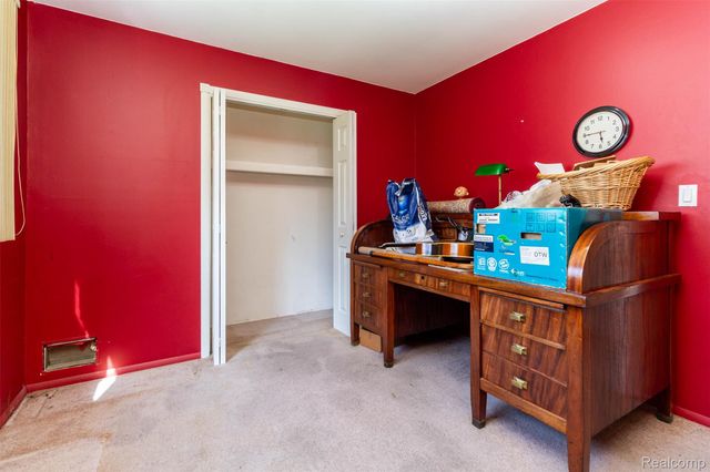 27050 Debra Court, Taylor, MI 48180