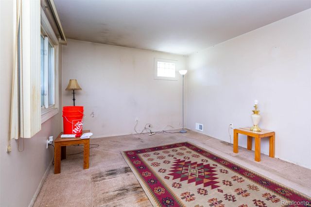 27050 Debra Court, Taylor, MI 48180