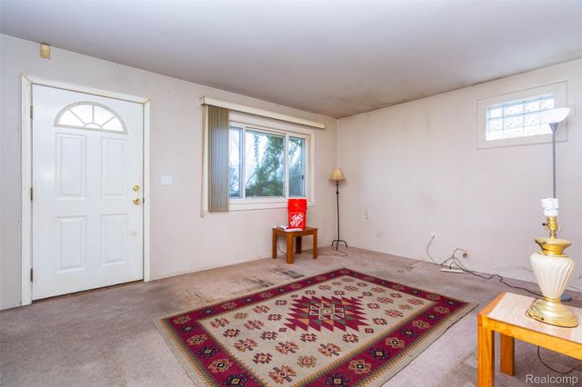 27050 Debra Court, Taylor, MI 48180