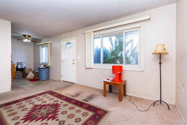 27050 Debra Court, Taylor, MI 48180