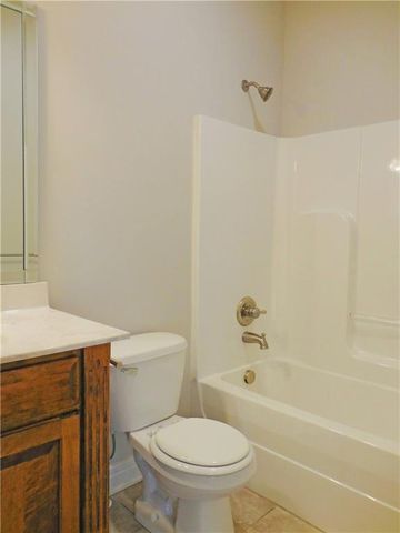1446 Brompton Lane, Raymore, MO 64083