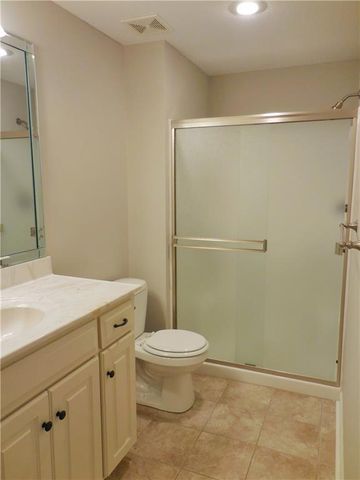 1446 Brompton Lane, Raymore, MO 64083