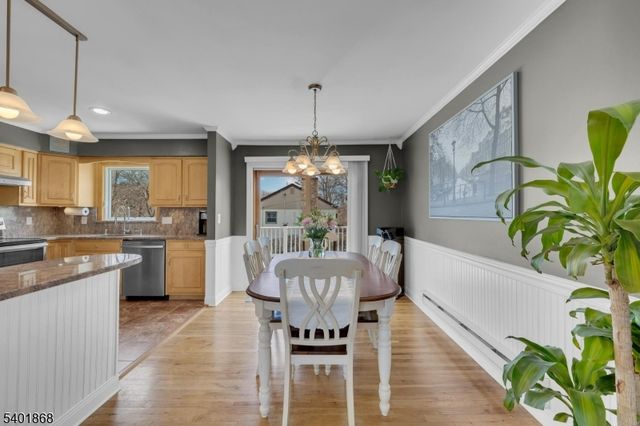 17 Center St, Hopatcong Boro, NJ 07874