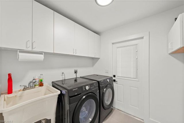 2232 Randolph DR, Fort Myers, FL 33905