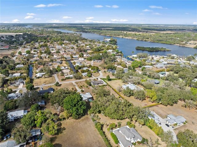 2232 Randolph DR, Fort Myers, FL 33905