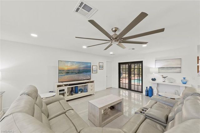 2232 Randolph DR, Fort Myers, FL 33905