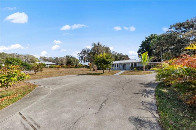 2232 Randolph DR, Fort Myers, FL 33905