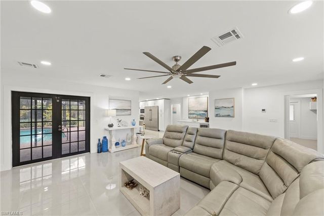 2232 Randolph DR, Fort Myers, FL 33905