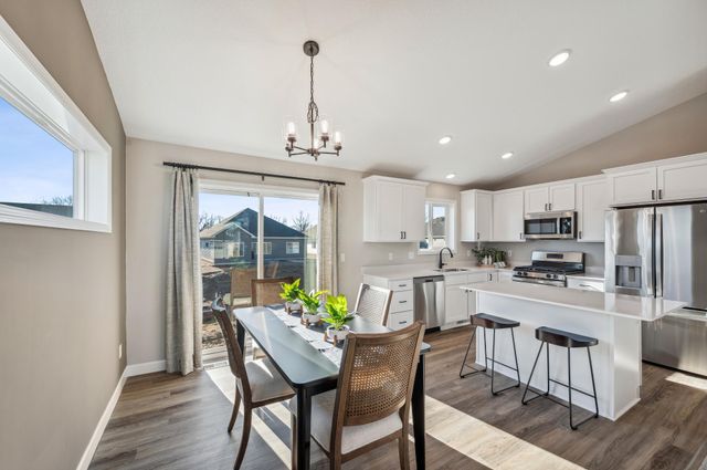 747 Blackbird Circle, Delano, MN 55328