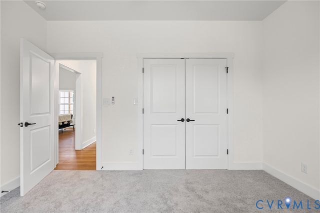 716 Pine Harbour Dr, Mineral, VA 23117