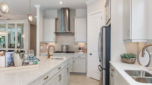 3222 ALBA CIRCLE, Bradenton, FL 34211