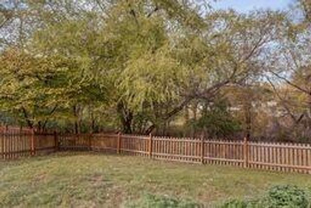 600 S Fox Ridge Drive, Raymore, MO 64083