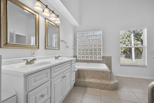 15399 N 61st Pl Place N, The Acreage, FL 33470