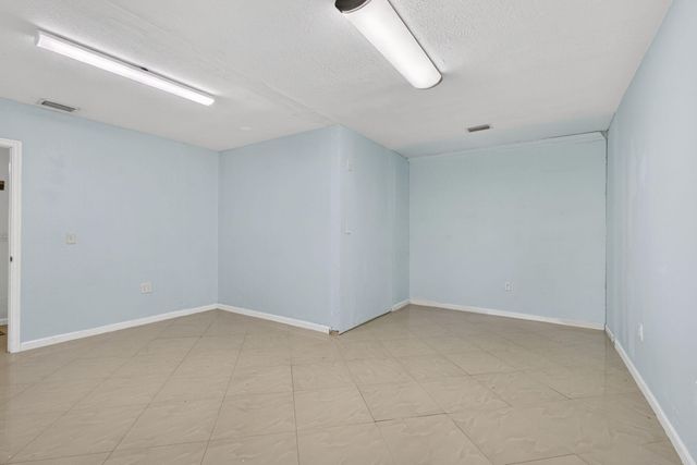 15399 N 61st Pl Place N, The Acreage, FL 33470