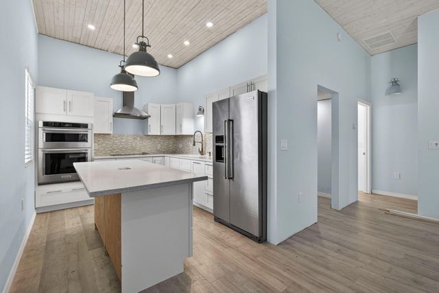 15399 N 61st Pl Place N, The Acreage, FL 33470