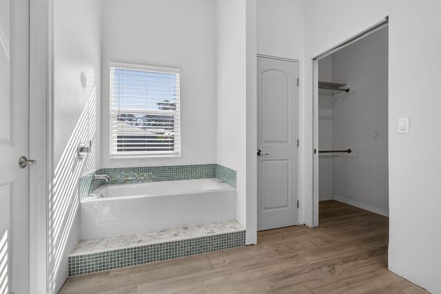 15399 N 61st Pl Place N, The Acreage, FL 33470