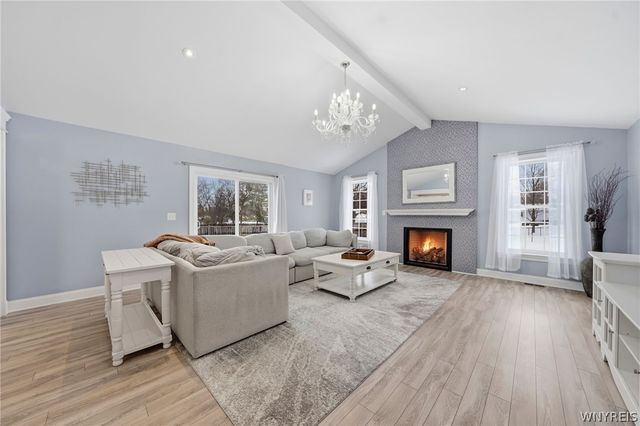 80 6th Avenue, Lancaster, NY 14086