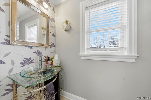 80 6th Avenue, Lancaster, NY 14086