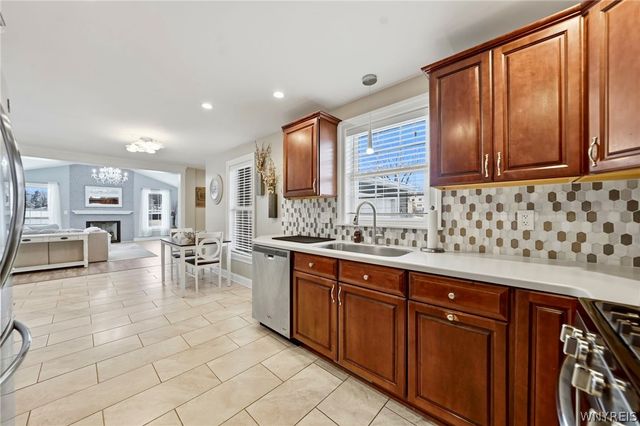 80 6th Avenue, Lancaster, NY 14086