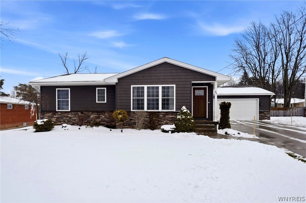 80 6th Avenue, Lancaster, NY 14086