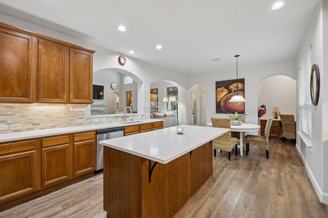 8690 Kennsington Street, Frisco, TX 75036