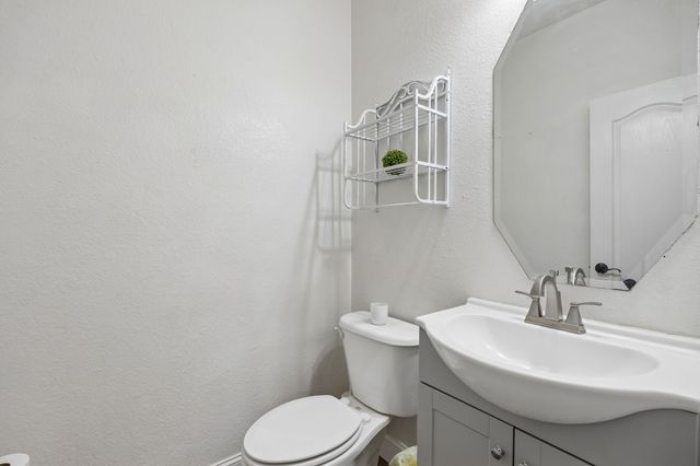8690 Kennsington Street, Frisco, TX 75036