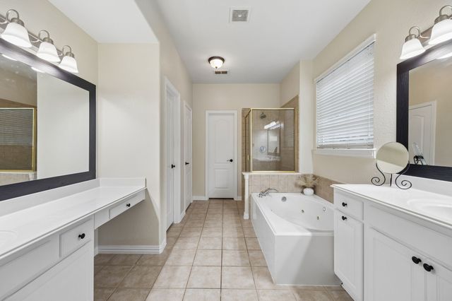 8690 Kennsington Street, Frisco, TX 75036