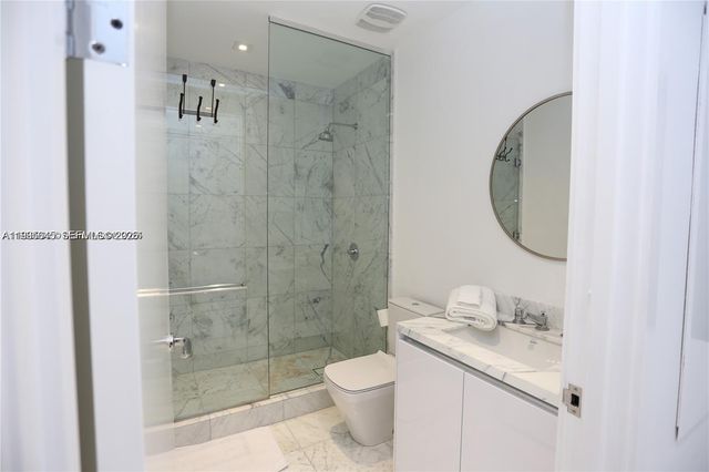 16901 Collins Avenue 904, Sunny Isles Beach, FL 33160