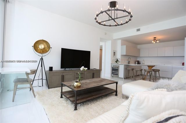 16901 Collins Avenue 904, Sunny Isles Beach, FL 33160
