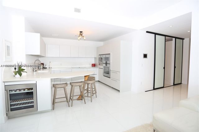 16901 Collins Avenue 904, Sunny Isles Beach, FL 33160