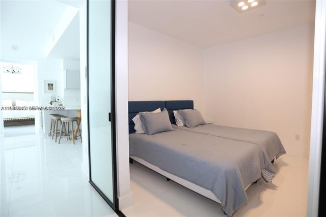 16901 Collins Avenue 904, Sunny Isles Beach, FL 33160