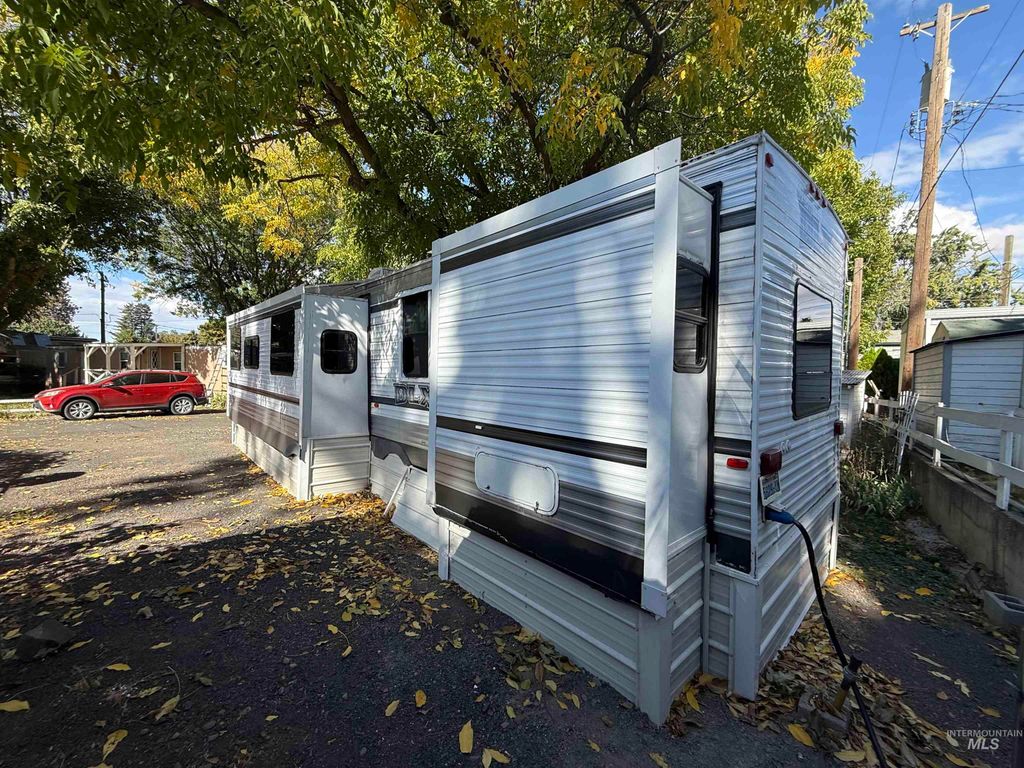 631 Preston 35, Lewiston, ID 83501 photo 3