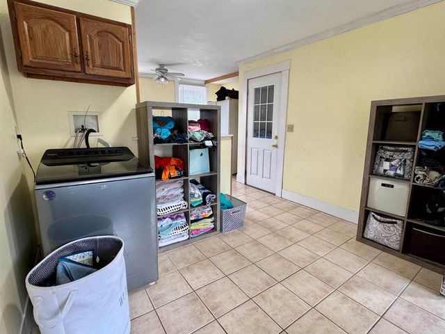 35 School Street, Rockingham, VT 05101