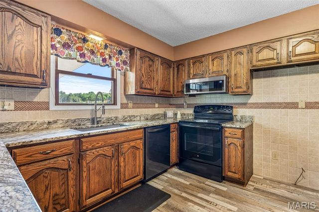 4319 Flucom Road, De Soto, MO 63020
