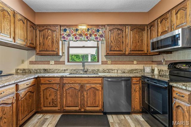 4319 Flucom Road, De Soto, MO 63020