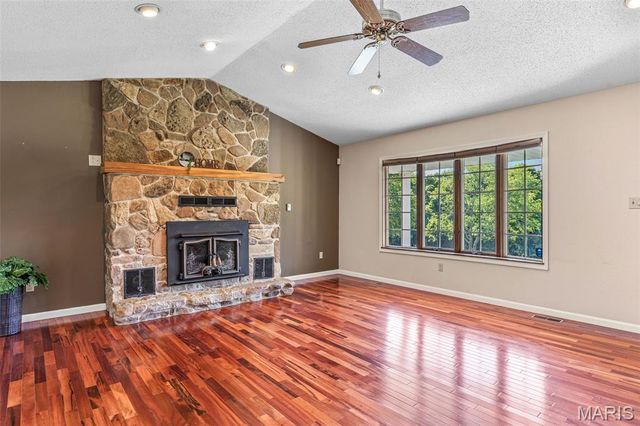 4319 Flucom Road, De Soto, MO 63020
