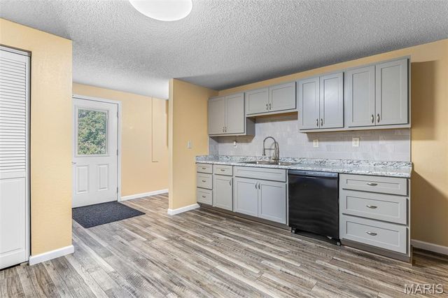 4319 Flucom Road, De Soto, MO 63020