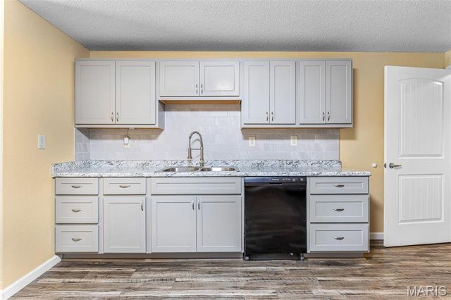4319 Flucom Road, De Soto, MO 63020