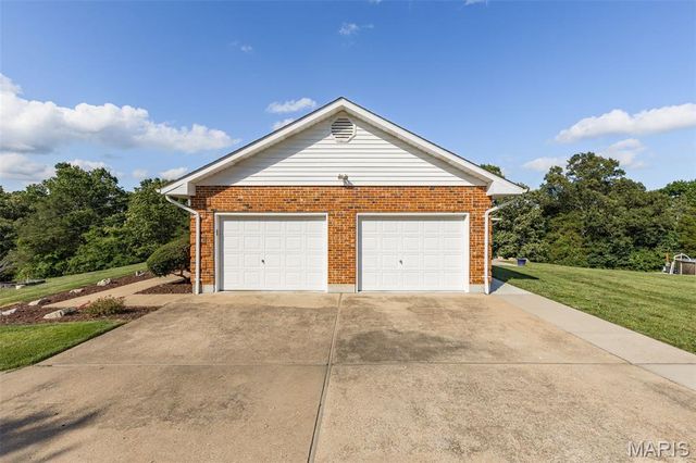 4319 Flucom Road, De Soto, MO 63020