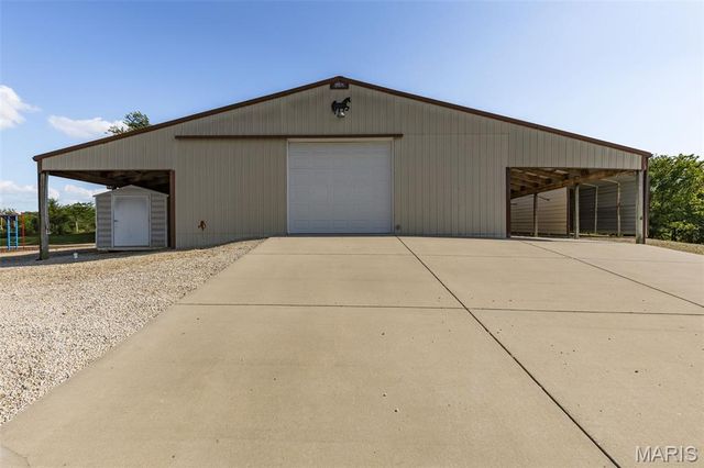 4319 Flucom Road, De Soto, MO 63020