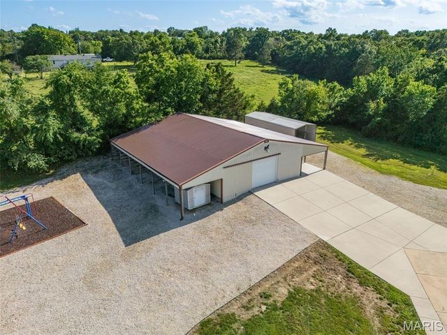 4319 Flucom Road, De Soto, MO 63020