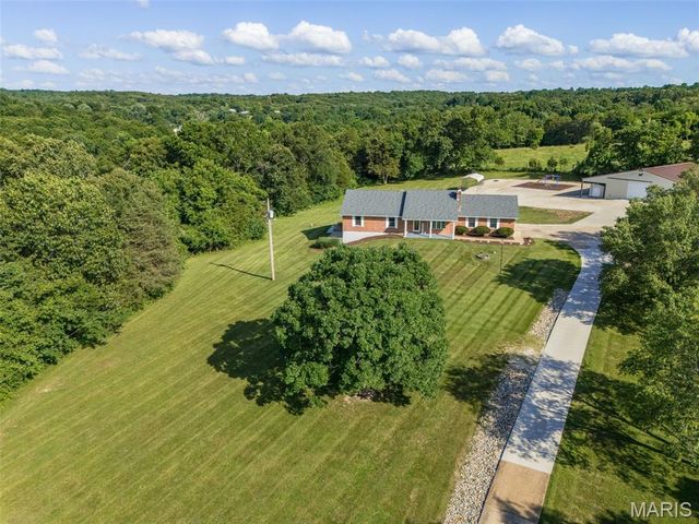 4319 Flucom Road, De Soto, MO 63020