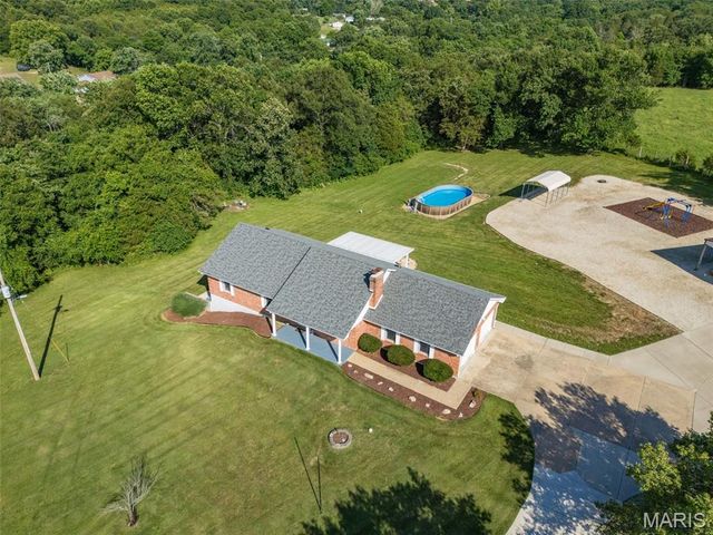 4319 Flucom Road, De Soto, MO 63020
