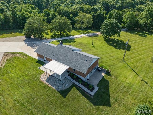 4319 Flucom Road, De Soto, MO 63020